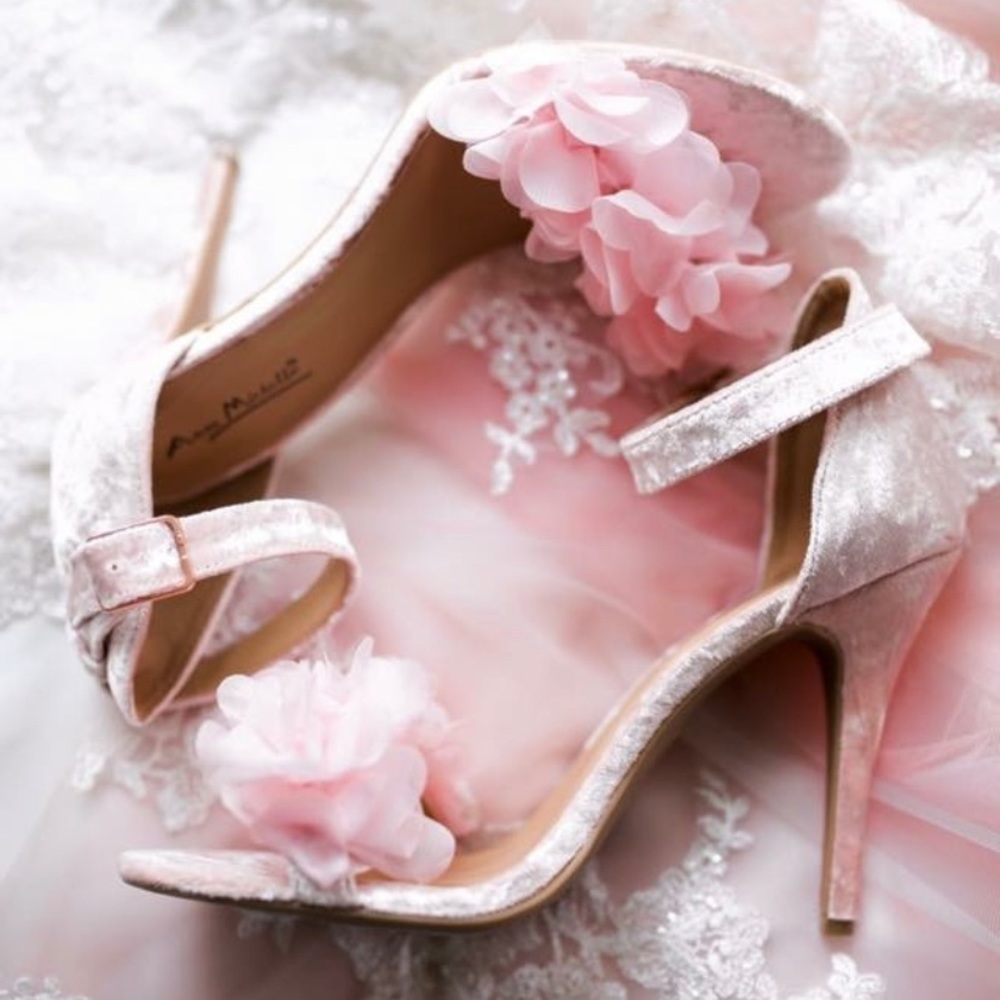 Blush velvet stilettos. Sz 10